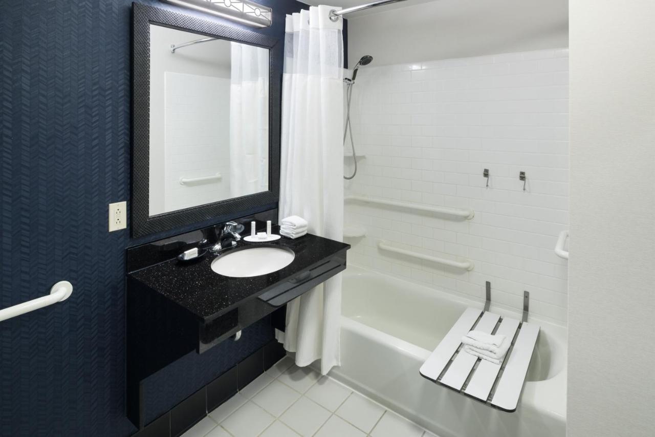 Fairfield Inn Suites By Marriott Orlando At Seaworld Williamsburg Ngoại thất bức ảnh